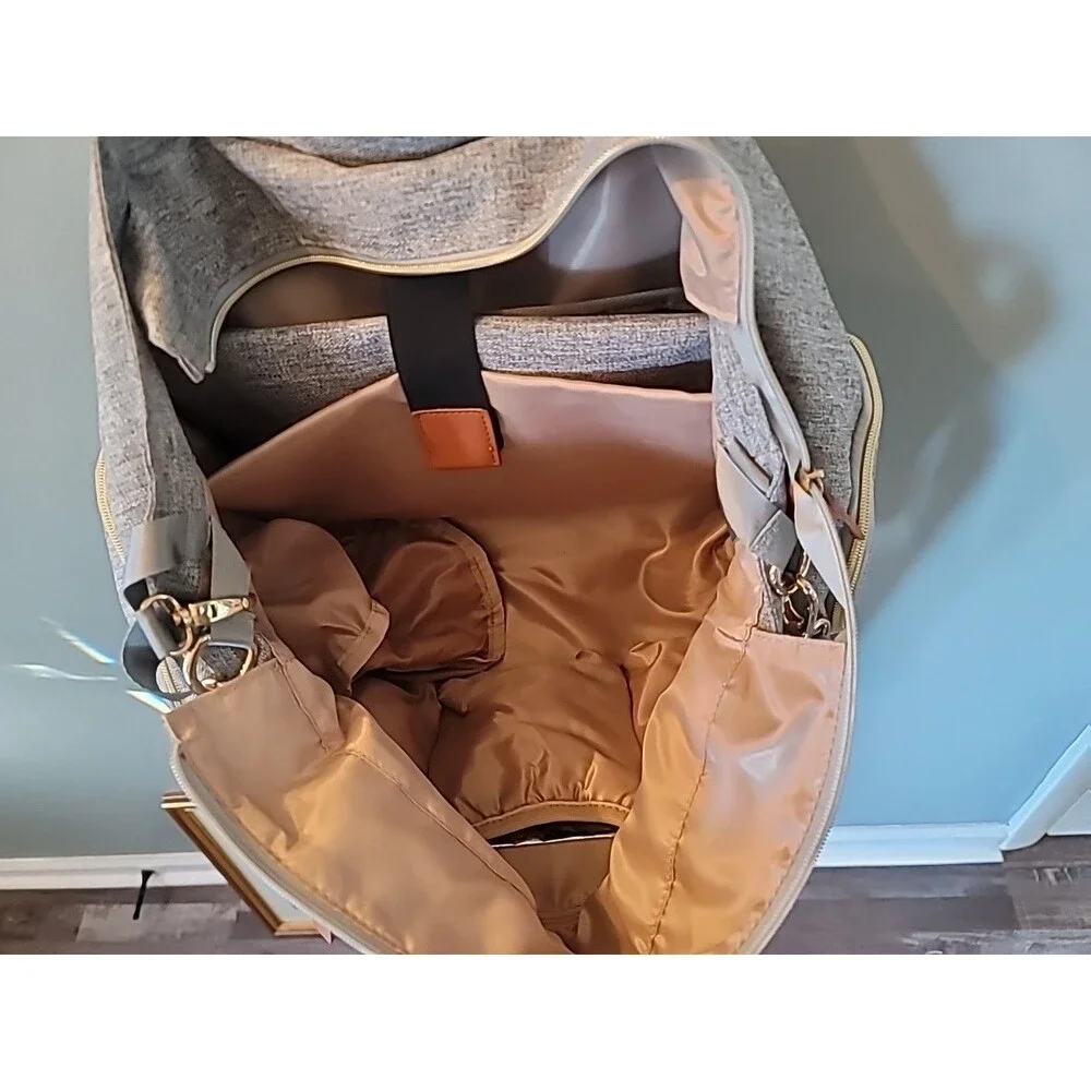 New Mommore Grey Diaper/Breast Pump Bag Insulated Pockets Changing Pad